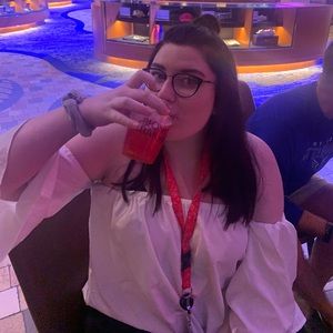 Meet your Posher, Allison